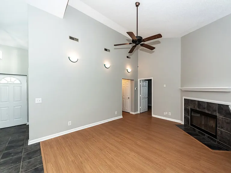 1441 Swamp Angel Ct — Photo 4