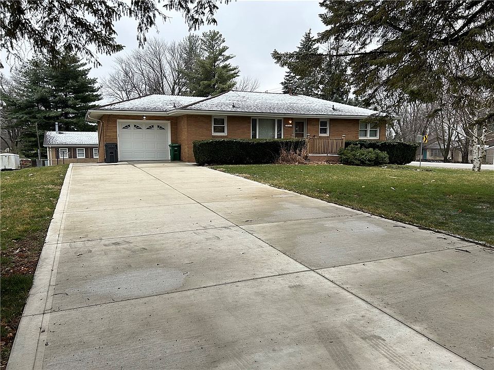 1st image of 1560 NW 70th Pl