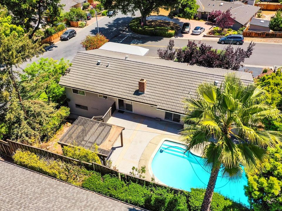 1st image of 10560 Chace Dr