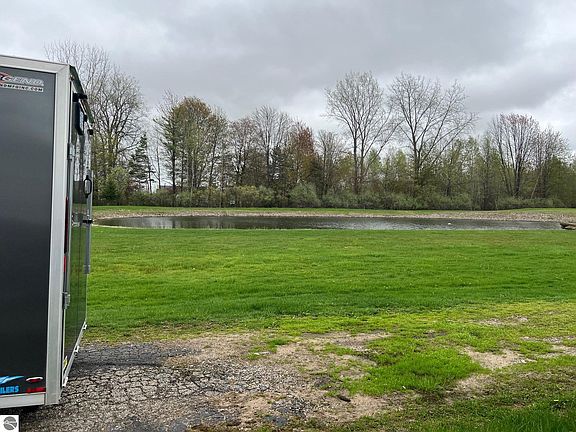 5th image of 21403 Swan Creek Rd
