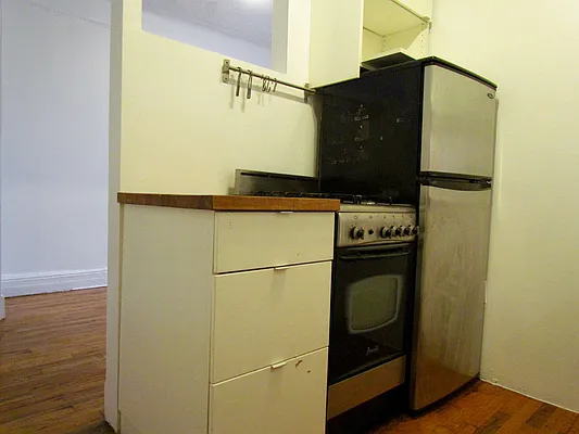 Rented by Landmark Real Estate | media 42