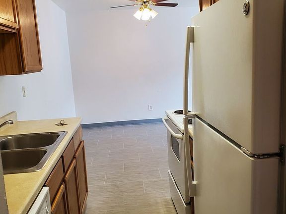 4th image of 2408 3rd Ave N APT 10