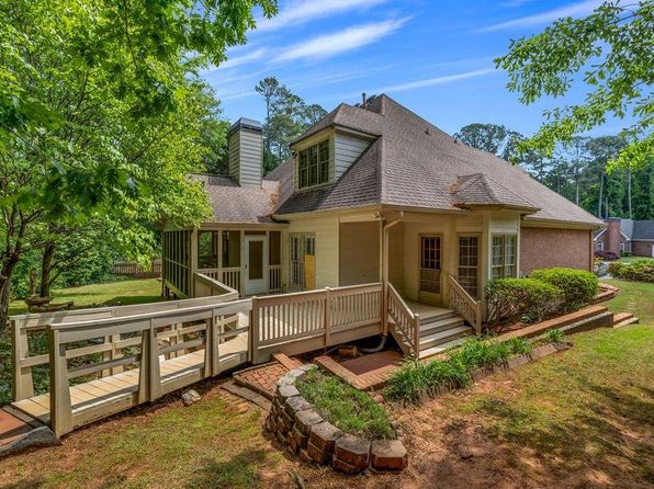 3171 Blairhill Ct, Atlanta, GA 30340