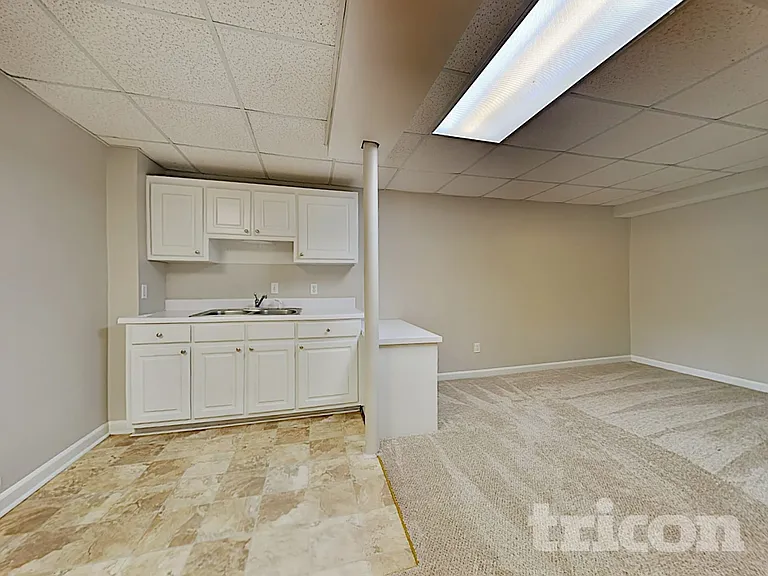 1516 Maple Ridge Dr — Photo 6
