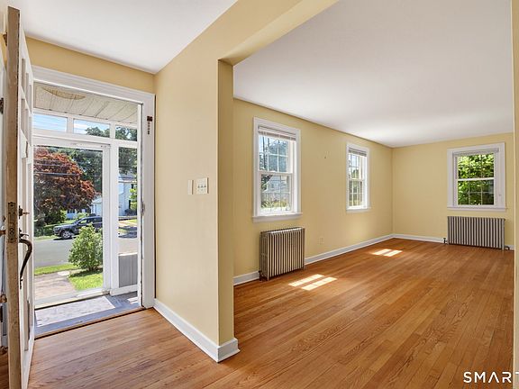 4th image of 46 Hall Street