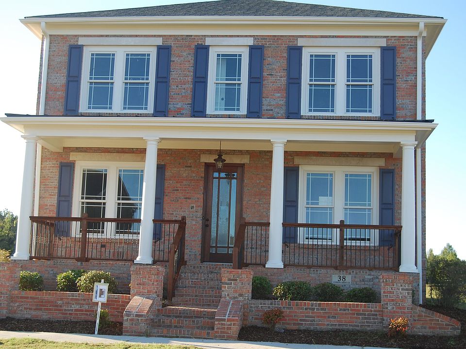 Historic style home in Lake Forest