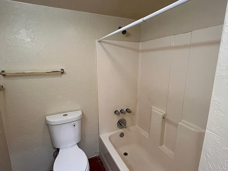 3130 W Rock Hill Rd #39 — Photo 10