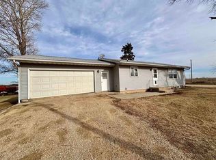 12934 N Damascus Rd, Winslow, IL 61089