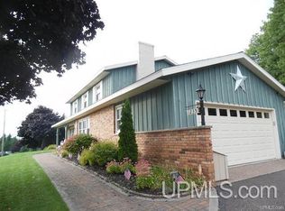 1235 Minnesota St, Hancock, MI 49930