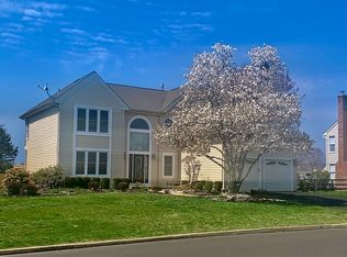 178 Rugby Dr, Langhorne, PA 19047