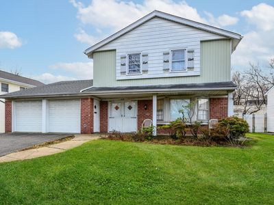 119 South Drive, New Hyde Park, NY, 11040