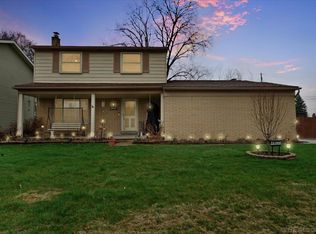 49033 Michelle Ann Dr, Chesterfield, MI