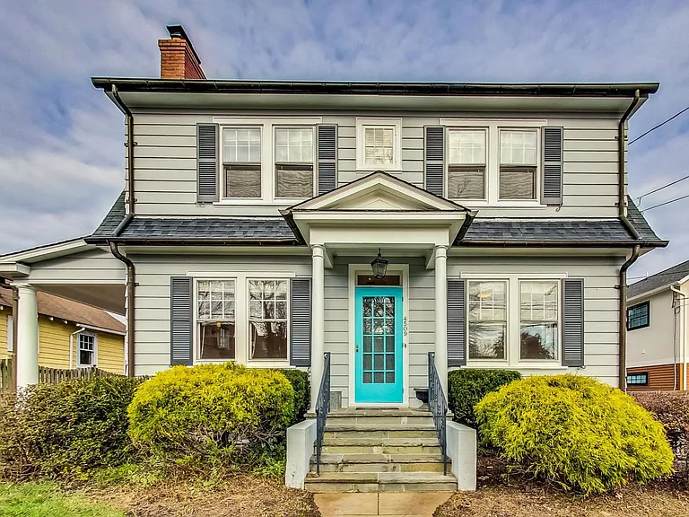4509 Highland Ave — Photo 1