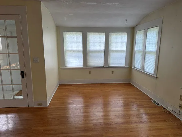 3 bed, 1616 sqft, $2,700 — Photo 4