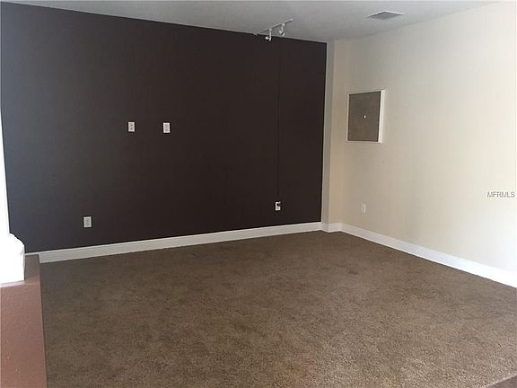 4th image of 595 Pensacola Ln