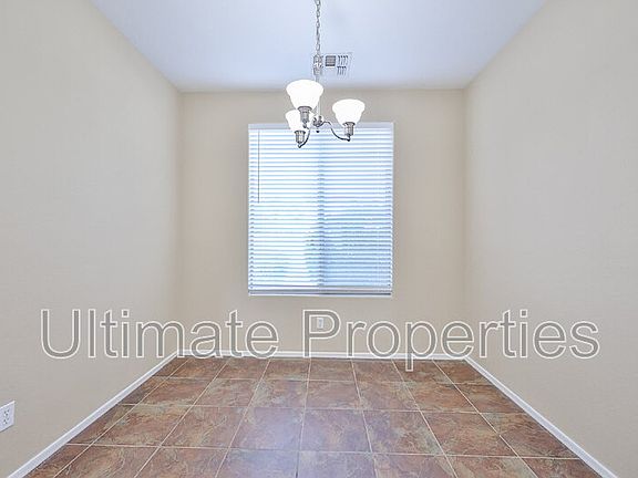 4th image of 2025 S 101st Ln