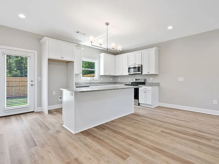 3260 Academy Dr #606 — Photo 4