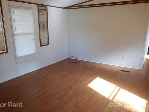 2nd image of 103 Goddard Ln