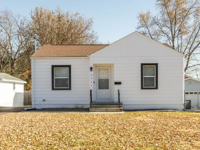 3711 37th St, Des Moines, IA, 50310