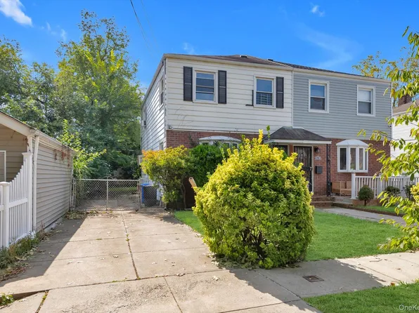 164-38 76th Road, Fresh Meadows, NY 11366