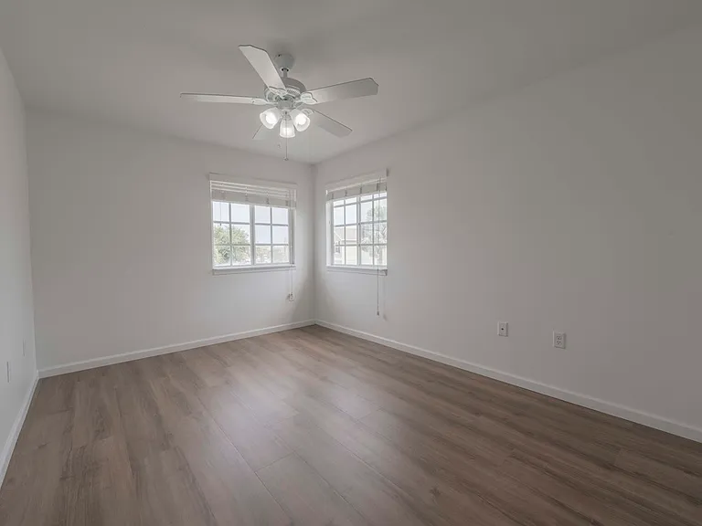 3701 Titanic Cir — Photo 15
