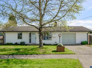 724 W Vine St, Lebanon, OR 97355