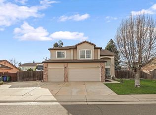 1026 Starbrook Dr, Galt, CA 95632