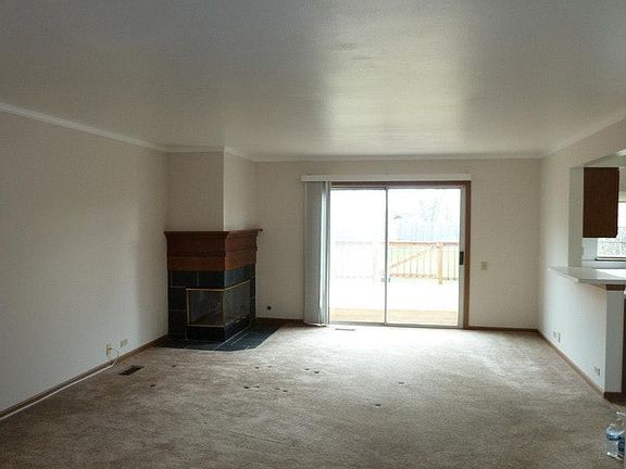 4th image of 769 Spyglass Hill Ct