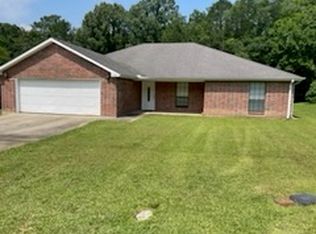 1229 Port Arthur Ter, Leesville, LA 71446