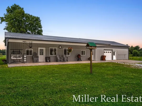 9607 Barryville Rd, Dowling, MI 49050