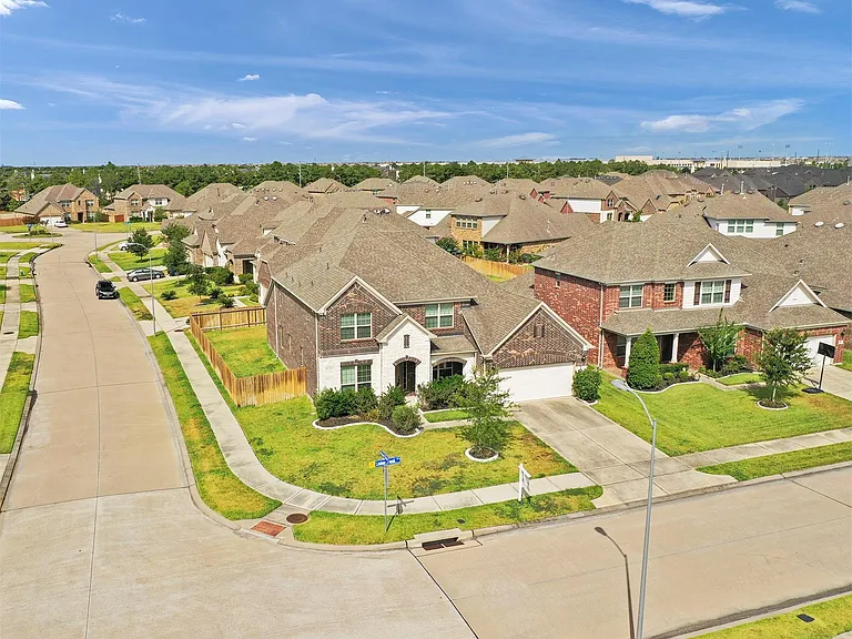 4334 Lasker Brook Ct — Photo 2