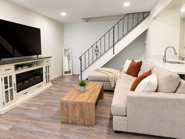 7756 Arbor Cir, Huntington Beach, CA 92647