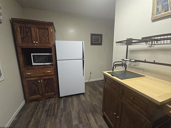 4th image of 1 College Ave #201