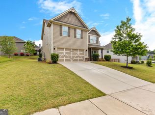 4 Collette Cv, Newnan, GA 30265