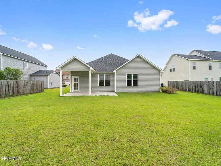607 Drummond Grove Ln — Photo 17