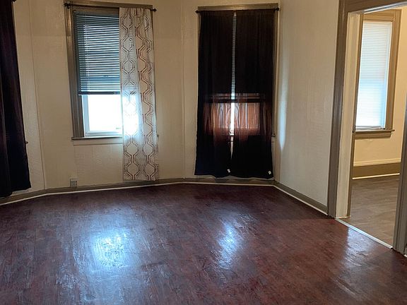 4th image of 2708 E 89th St #2B