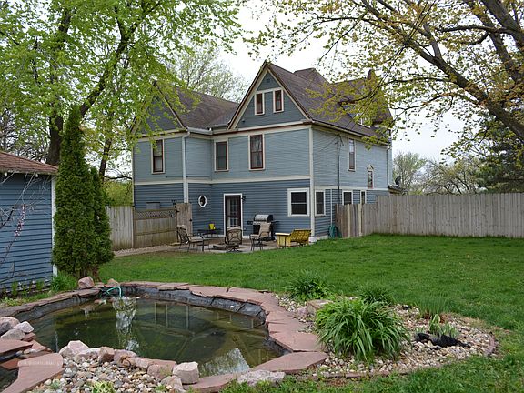 3rd image of 3014 Nebraska St