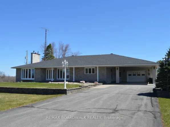 4547 Carlsbad Ln, Ottawa, ON K0A 3H0