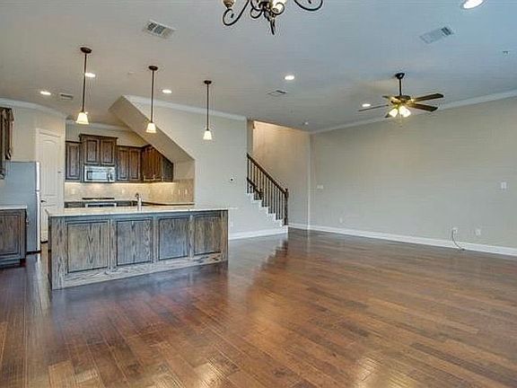 2nd image of 134 Preserve Pl