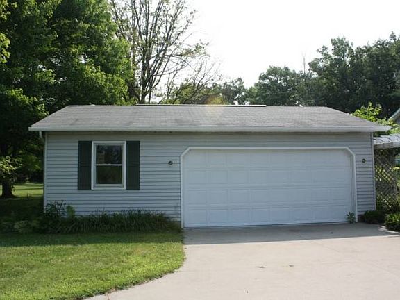 24x32 garage is heated!