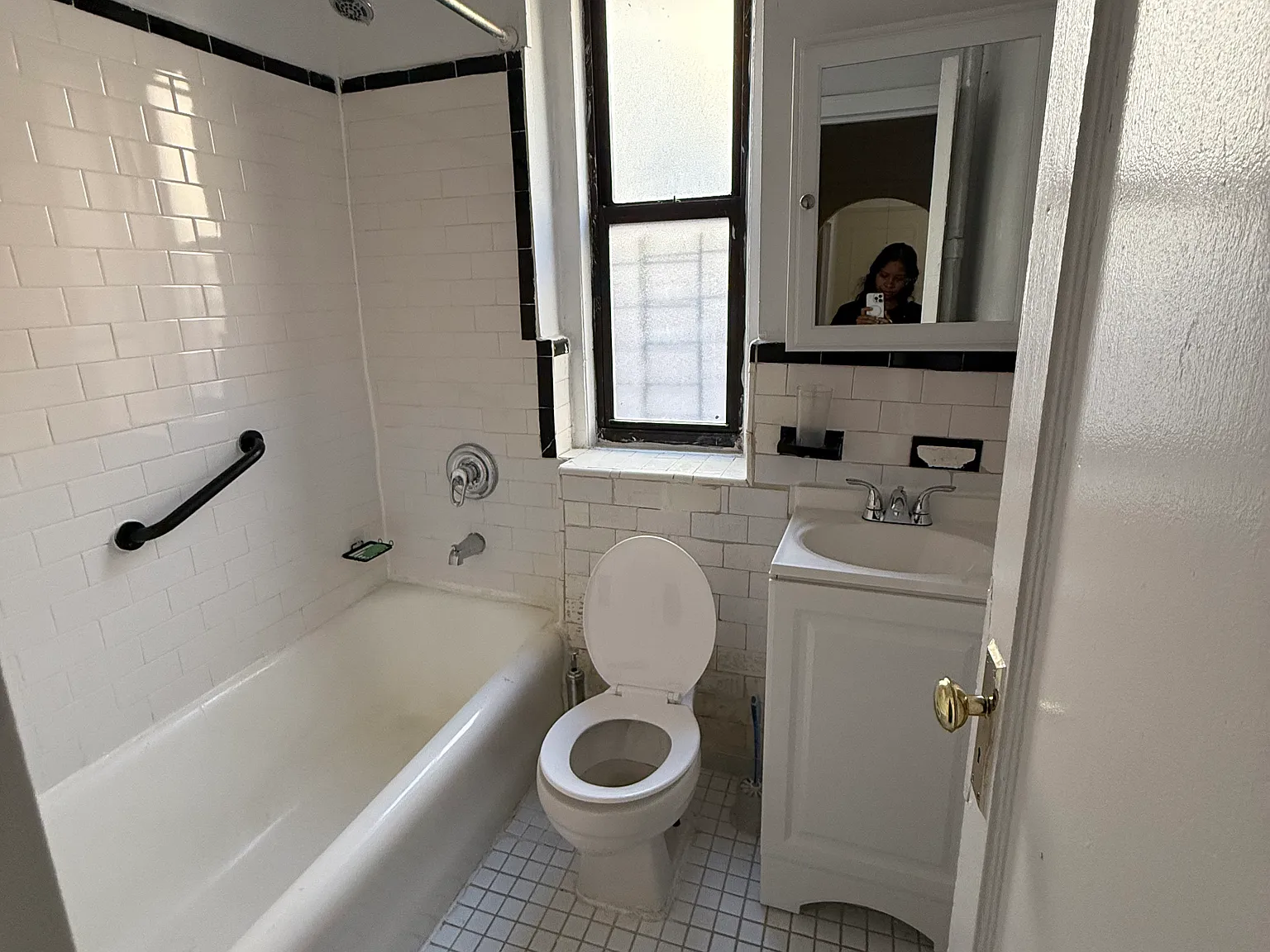 1 bed, $1,900 — Photo 1