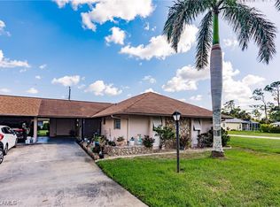 287 Rosewood Ct, Lehigh Acres, FL 33936