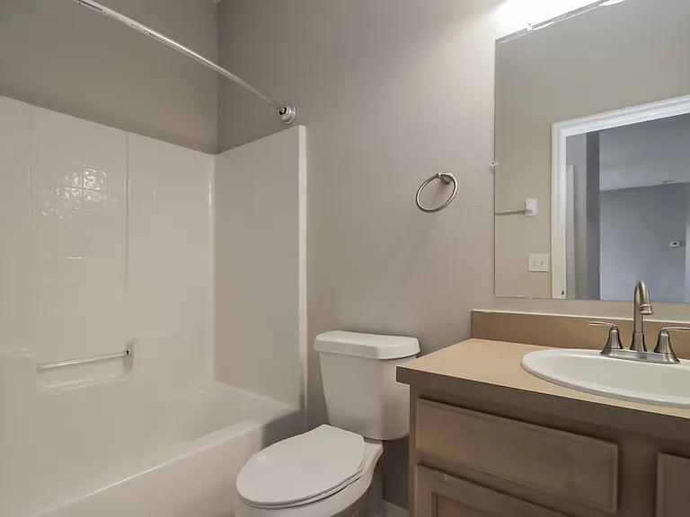 4244 Waterside Pointe Cir — Photo 15