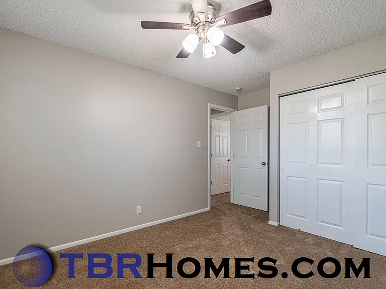14435 Olmsted Dr — Photo 12