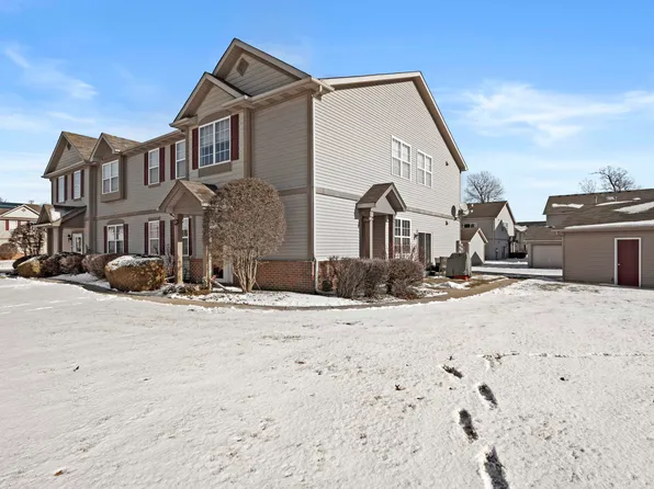 1111 Auburn Meadow Ln, Schererville, IN 46375