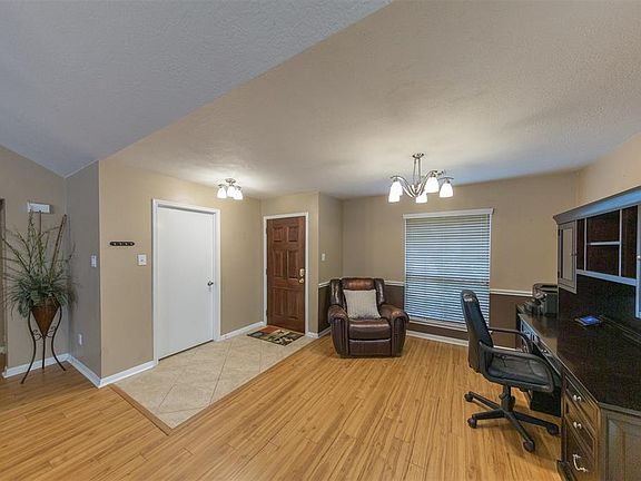 2nd image of 402 Cedar Branch Dr