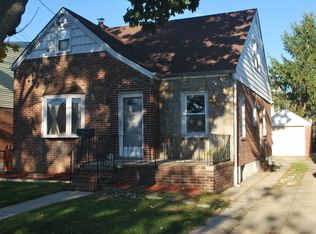 512 N 5th St, New Hyde Park, NY 11040