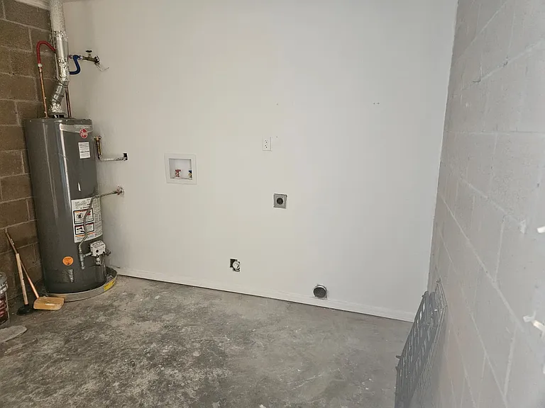 5064 S 17th Ave #2 — Photo 11