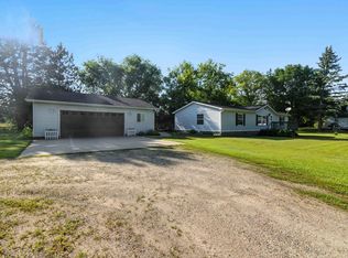 518 1/2 W 4th St S, Pillager, MN 56473