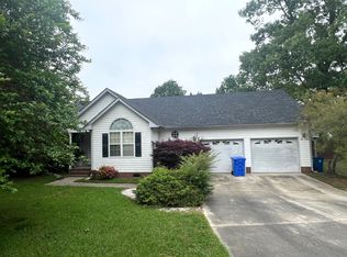 7112 Overland Ct, Fayetteville, NC 28306